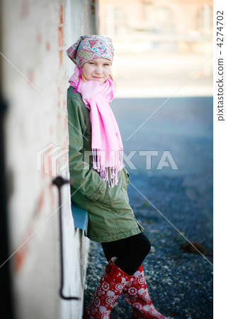 Beautiful young girl outdoors 4274702