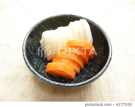 Daikon radish and carrot Daikon radish and carrot 4277030
