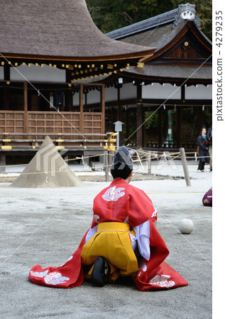 坐下來,謝謝你的畫廊和球 坐下來,謝謝你的畫廊和球 4279235