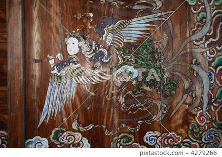 Khao Taki who plays the whistle, ceiling painting 4279266
