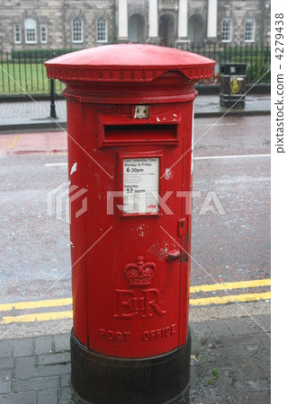 Belfast's post 4279438