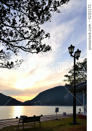 三角西港的晚上風景 4282272