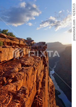 Asahi of Grand Canyon · Trousepoint 4283213