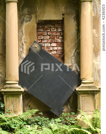 Old architecture Old architecture 4286003