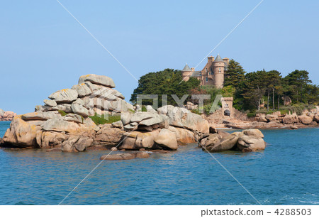 Pink granite coast in Brittany, France 4288503