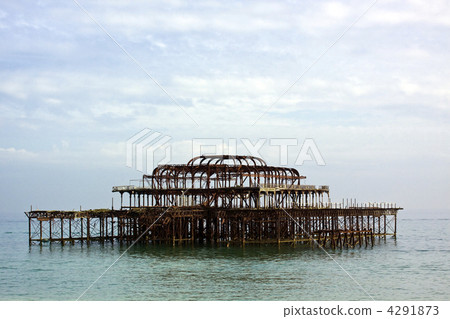 West Pier at Brighton Beach 4291873