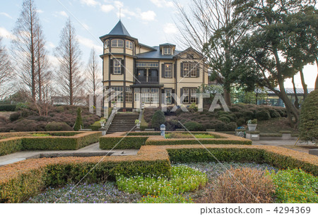 Diplomat's house and Yamate Italian mountain garden 4294369