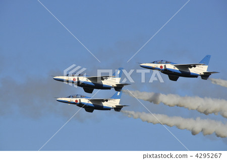 T-4 blue impulse 4295267