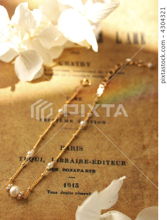 perl, motif, precious metal 4304321