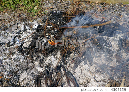 bonfire, fume, smoke 4305159