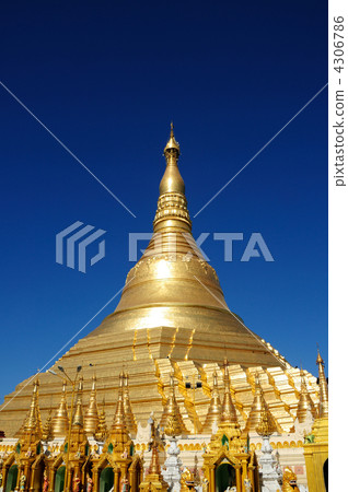 Myanmar Shwe dragon · Pagoda 2600 festival 4306786