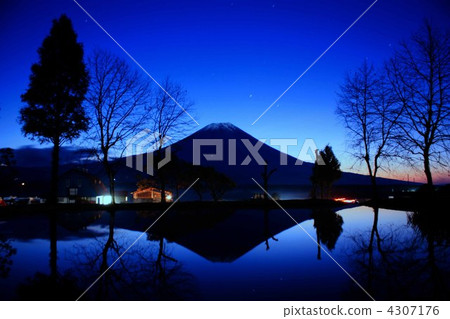 富士山顛倒投影 富士山 朝霧高原 4307176