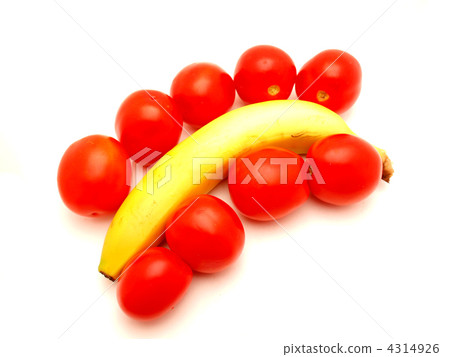 Banana and tomatoes Banana and tomatoes 4314926