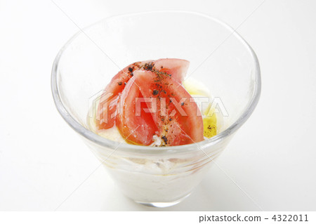 Tofu and tomato with olive oil 4322011