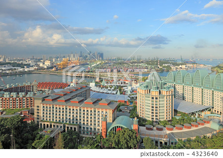 A lively Singapore harbor and Sentosa Island A lively Singapore harbor and Sentosa Island 4323640