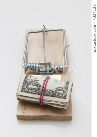 Mouse Trap dollar bill 4324129