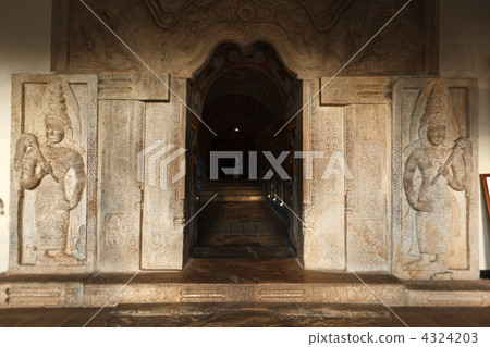 Entrance of Temple of the Tooth. Sri Lanka 4324203