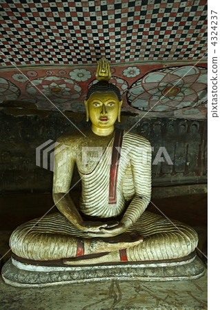 Ancient Buddha image in Dambulla Rock Temple caves, Sri Lanka Ancient Buddha image in Dambulla Rock Temple caves, Sri Lanka 4324237