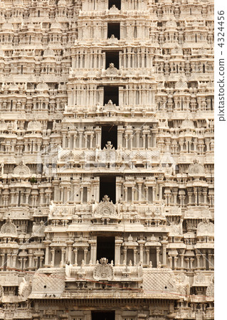 Tower of  Arunachaleswar Temple. Tiruvannamalai, Tamil Nadu, Ind 4324456