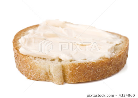 Slice of bread with cheese cream 4324960