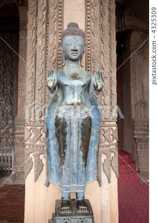 Buddha statue. 4325309