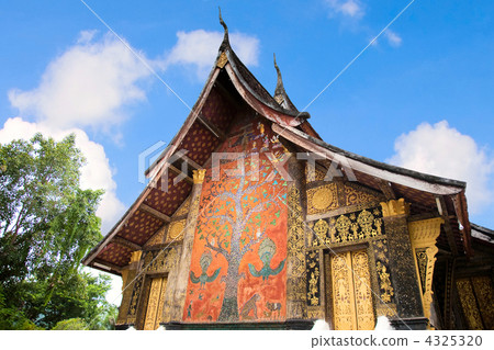 Wat Chiang Tong Wat Chiang Tong 4325320