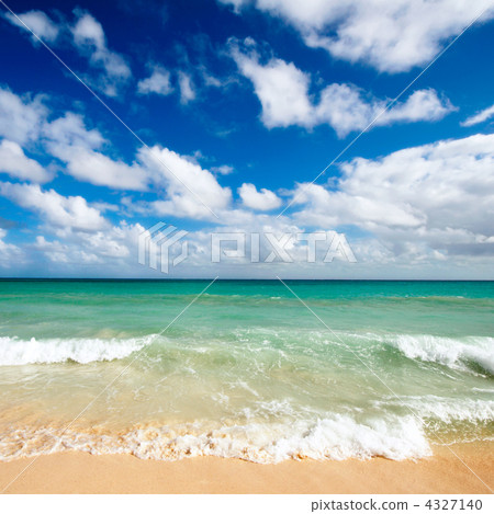 Beautiful beach and sea Beautiful beach and sea 4327140