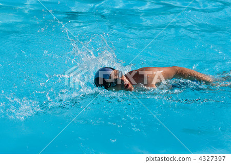 Swimming man 4327397
