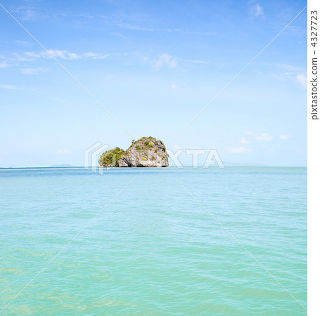 Rocky tropical island 4327723