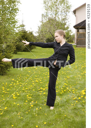Training 4329139