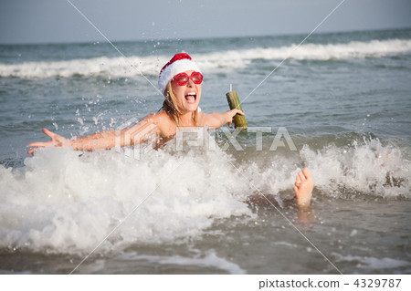 Happy christmas on the beach Happy christmas on the beach 4329787