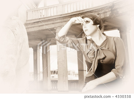 Retrospective Review 4330338