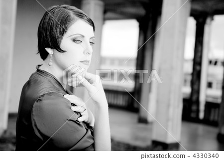 Beauty Woman Portrait 4330340