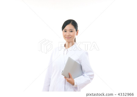 Doctor or pharmacist or researcher 4332966