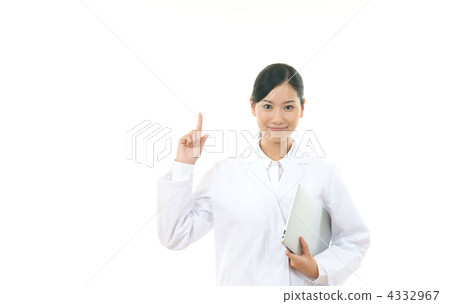 Doctor or pharmacist or researcher Doctor or pharmacist or researcher 4332967