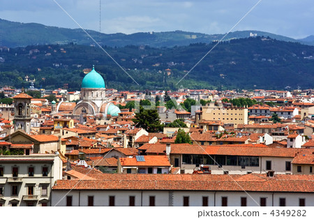 The historical centreof Florence 4349282