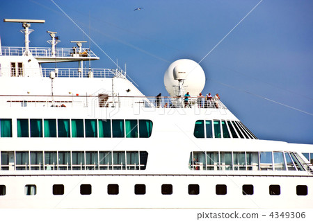 Cruise nautical tourist lainer. Cruise nautical tourist lainer. 4349306