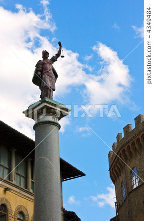 Sculpture with scales on the area in Florence Sculpture with scales on the area in Florence 4349484