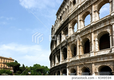 The ruins of the Collosseo. Italy. 4349594