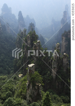 Zhangjiajie stone ship sea 4355015