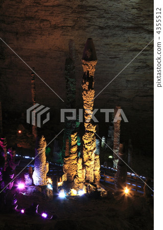 張家界黃龍洞 張家界黃龍洞 4355512