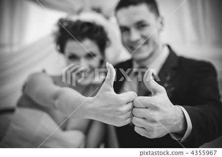 Young wedding couple 4355967