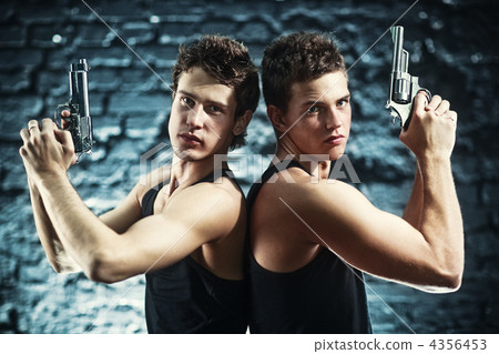 Men with guns 4356453
