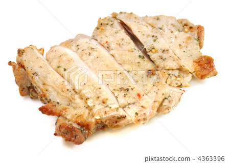 美味的羅勒醬雞 美味的羅勒醬雞 4363396