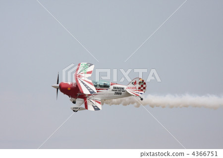 propeller-driven aircraft, prop plane, airplane 4366751