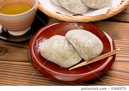 Mugwort rice cake 4366978