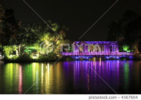 長湖水晶橋 長湖水晶橋 4367604