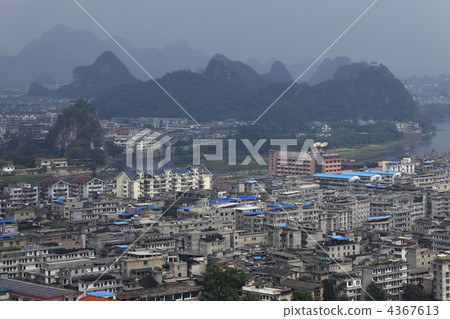 Guilin Townscape and Odori Group and Li River Guilin Townscape and Odori Group and Li River 4367613