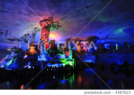 七星級公園七星級岩洞洞穴山 4367623