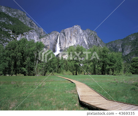 優勝美地瀑布和長廊 4369335